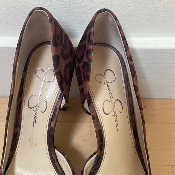 Jessica Simpson Leopard Print Heels - Picture 6 of 9